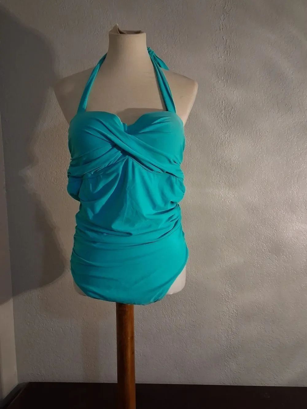 FACAOC Women's One-Piece Swimsuit in Aqua Blue Size 1X